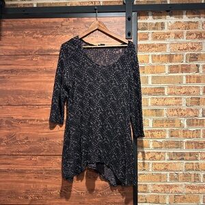 Tianello black lace tunic Pullover Blouse 3/4 arm Sz M stretch (41)
